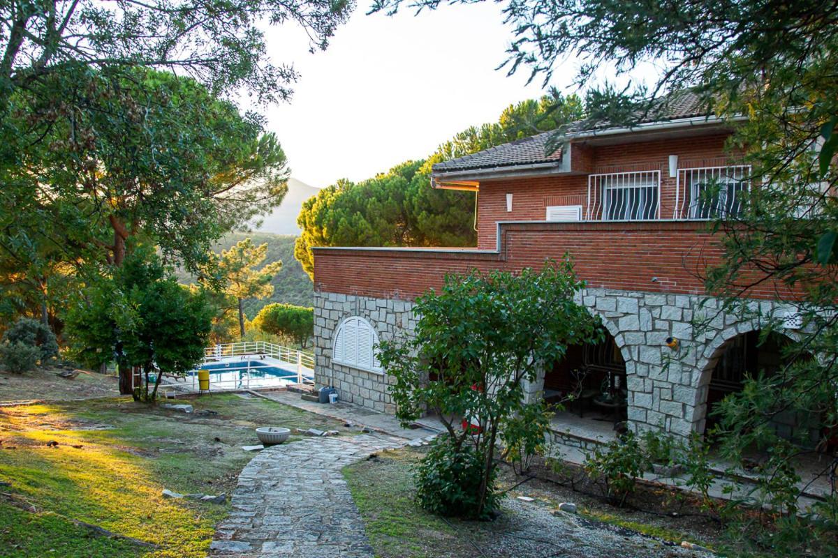 Casa Cadalso, Mirador De Gredos, Madrid Guest House Cadalso de los Vidrios Exterior foto